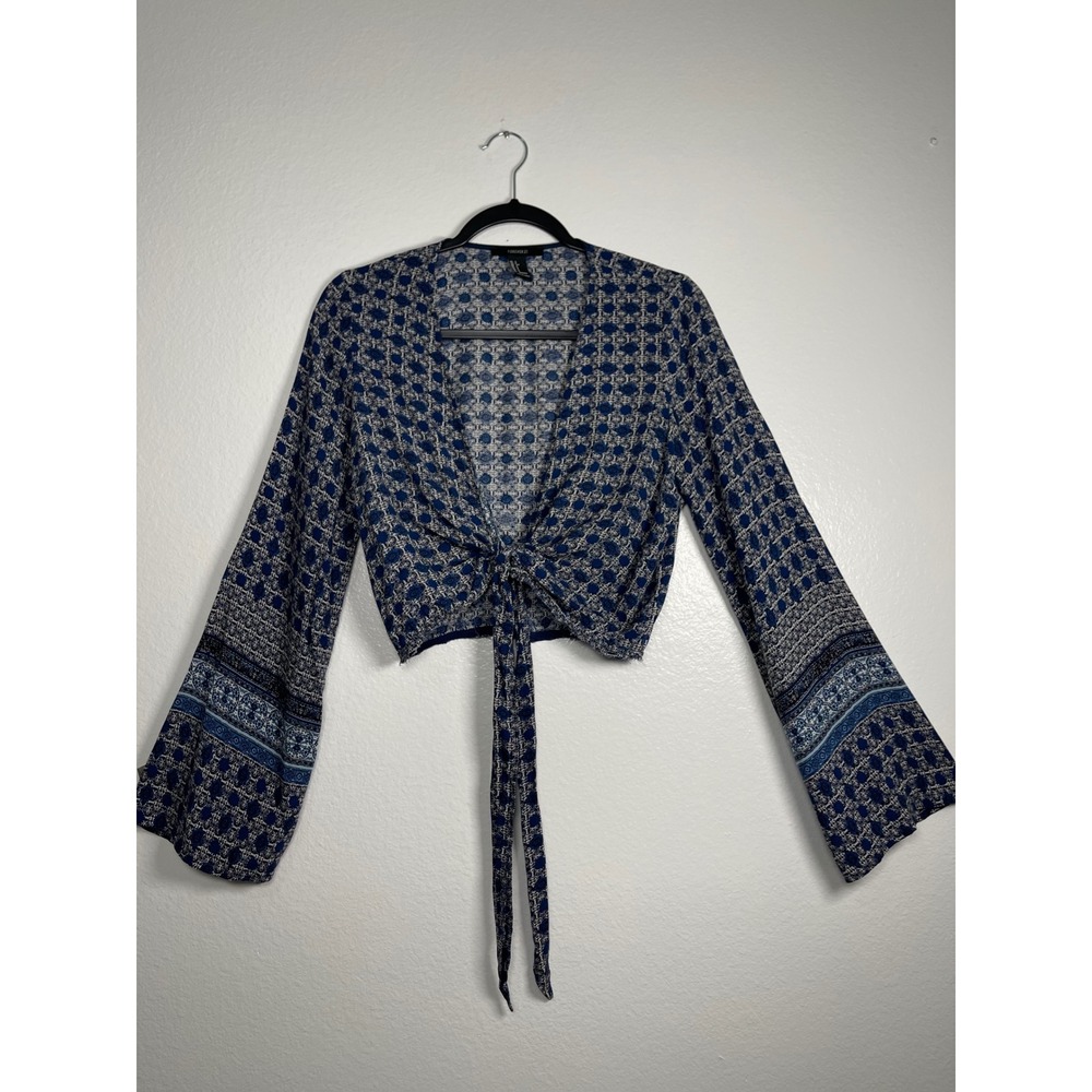 Forever 21 Blue White Medallion Print Tie Front Crop Top Bell Sleeve Boho Small - Picture 6 of 11